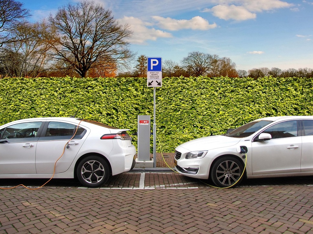 elektrické auto